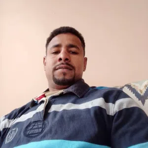 ابو اياد 