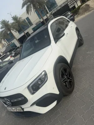 GLB200- Mercedes-Benz