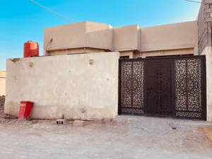 2 Bedrooms . 3 Bathrooms . 200 m21