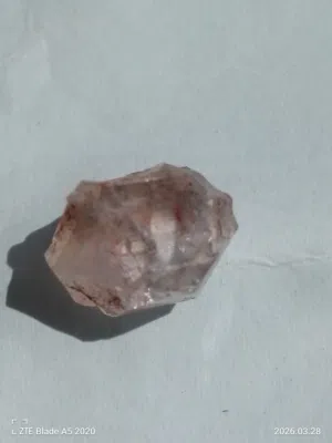 السترين الوردي (Pink Citrine) – حجر نادر ومميز