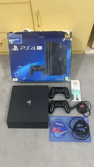 للبيع بلايستيشن فور برو 1T