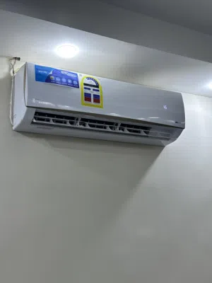 AC for sale in brand new condition with warranty