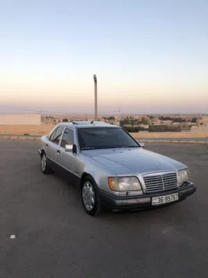 مرسيدس بطة 1990