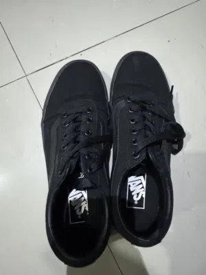Vans black for women