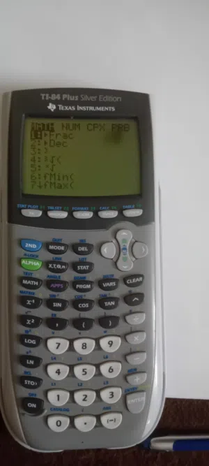 الة حاسبة للتخصصات العلمية والهندسة TI-84 بسعر حرق
