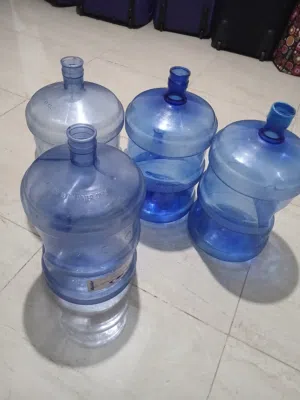4 قوارير سعودي للبيع