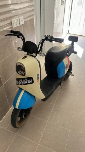 سكوتر استر للبيع