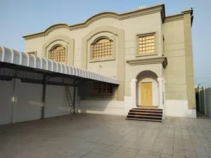 600 m2 5 Bedrooms Townhouse for Rent in Al Batinah Sohar