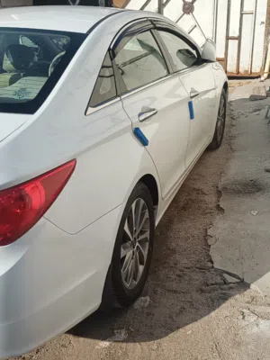 سوناتا اربيل ابيض خليجي مكفول ظربع صبغ ماعدا بارد كد شبر والباقي مكفول