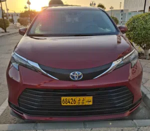 Toyota Sienna 2025
