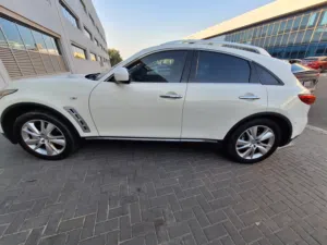 للبيع او للبدل انفينتي fx37 بحاله نظيفه شرط الفحص مكينه ،جير شاصي  ،  مكيف بارد