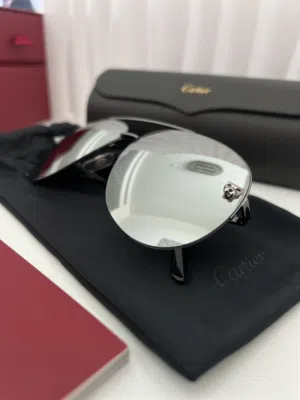 PANTHÈRE DE CARTIER