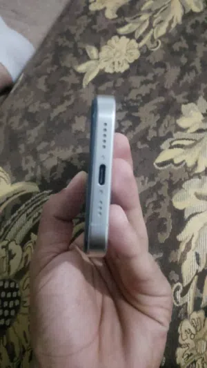 ايفون 15 برو تاتنيوم