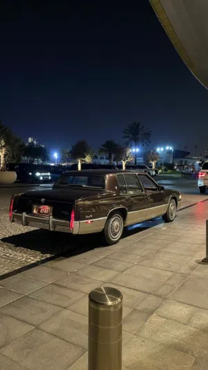 للبيع كاديلاك ديفيل الموتر قمه بالنظافه