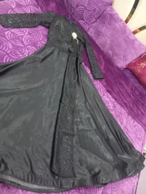 فستان سهره بعد جديد لبسي وحده بلبس مقاس من 65 ل 75