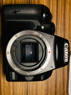 URGENT SALE Canon eos 1000D camera