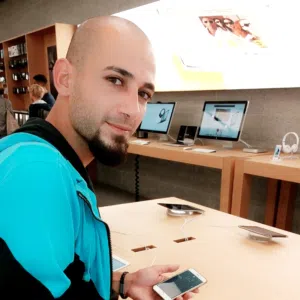 ابراهيم ال قيس