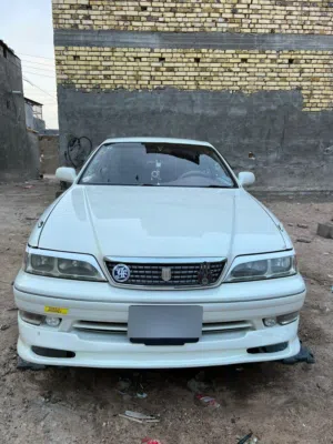 Used Toyota Crown in Basra