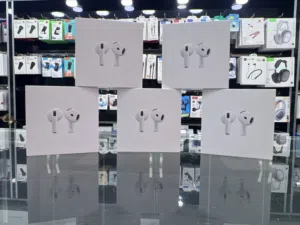 Apple AirPods 4 (NEW 2024)سماعات ايفون ايربودز 4 بافضل سعر بالمملكة متوفر الان لدى ليما موبايل