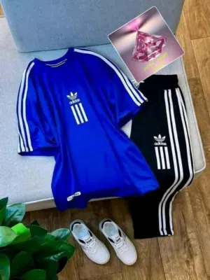ملابس طقم نسائي