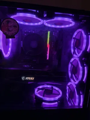 Pc 6600xtgameingx cpu  and ryzen5 5600 B550 with montier for 400 and it’s 1tera