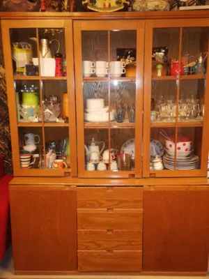 طقم سفره طاوله كبيره +6 كراسي + بفيه 3درفه انتيك خشب بلوط