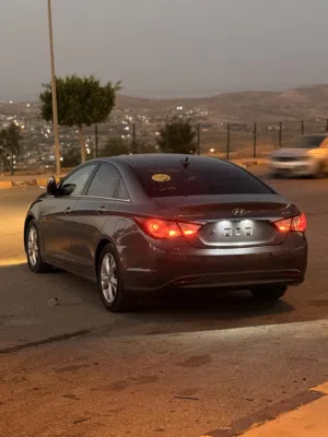 Hyundai sonata 2011 (y20)