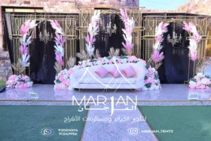 مشروع خيام ومستلزمات الافراح للبيع بالكامل مع شاحنة 4 طن هينو