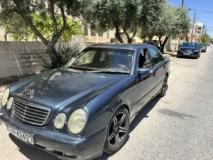 مرسيدس 2001 للبيع