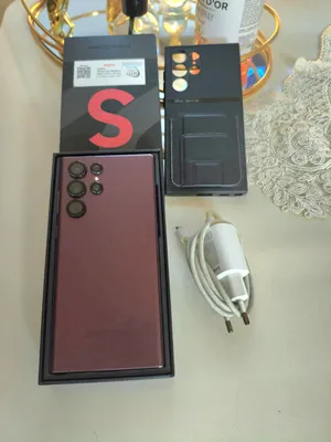Samsung . Galaxy S22 Ultra 5G . 256 GB4