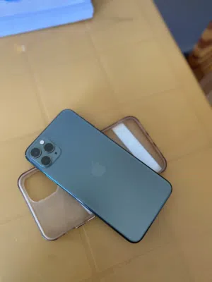 ايفون 11 برو ماكس للبيع