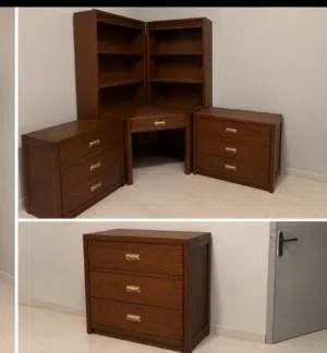 طقم اثاث غرفة نوم خشبي للبيع المستعجل