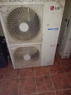 2 مكيفات سعة 60 BTU ساخن - بارد LG