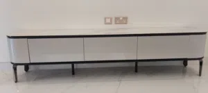 طاولة تلفزيون