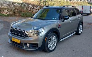 MINI . Countryman . 20184