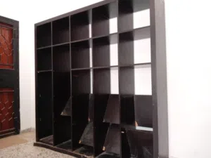 مكتبه للبيع