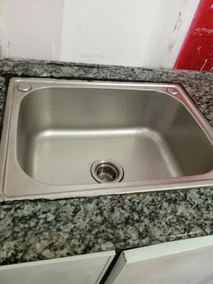 كاونتر مترين ونص تفصال للبيع