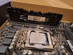 رام 8 قيقا  سرعة 3200 ddr4 ل معالجات amd