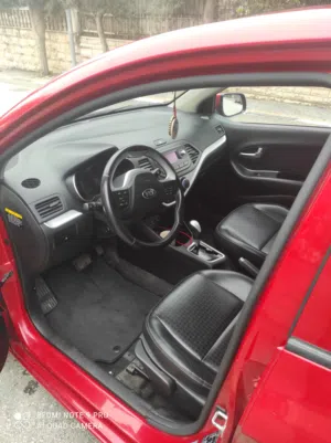 كيا بيكانتو 2015