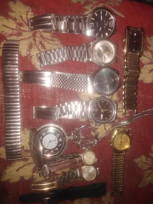 مجموعه ساعات للبيع منهم سيتزن ،سيكو ،اوميجا