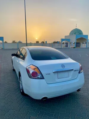 Nissan 2012