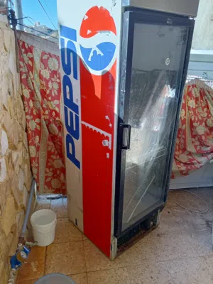 عدة محل وافل و كريب بوظة صاج ثلاجة