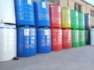 خزانات مياه عروض واصل راكب فوق السطح مكفول