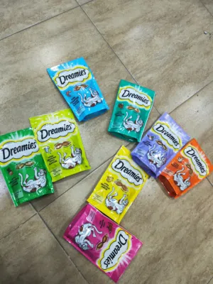"دريميز" (Dreamies) ك"تريت" للقطط:  دلل قطتك بـ"دريميز"!  "دريميز" هي مكافآت