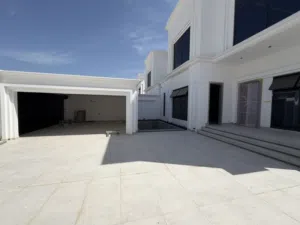 525 m2 More than 6 bedrooms Villa for Sale in Muscat Al Khoud