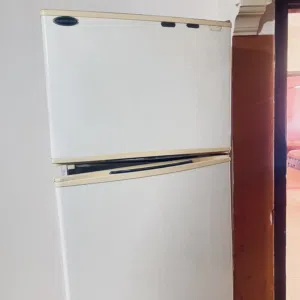ثلاجه مستعمله