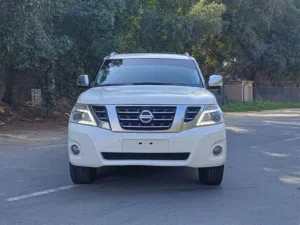نيسان باترول 2015 بلاتينيوم  Nissan Patrol 2015 Platinum