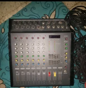 هذا مكبر صوت سلبي من نوع MAX طراز MAX15 بقدرة 1000 واط. للبيع....... زوز سبيكرات منظومه و بازوكاوا