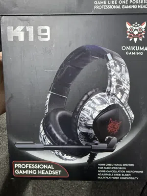 HEADSET WITH RGB