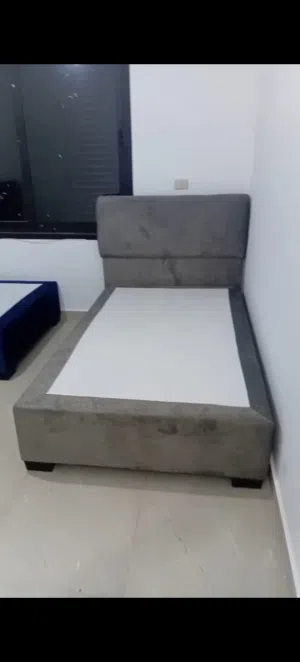 تخت مفرد ونص
